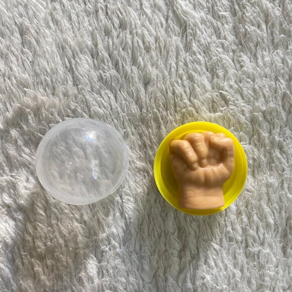 Mini Finger Toy – Tiny Hand Closed Fist - Picture 3 of 12